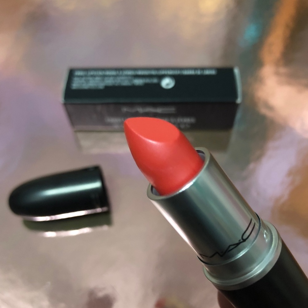 MAC Frost Lipstick - Costa Chic